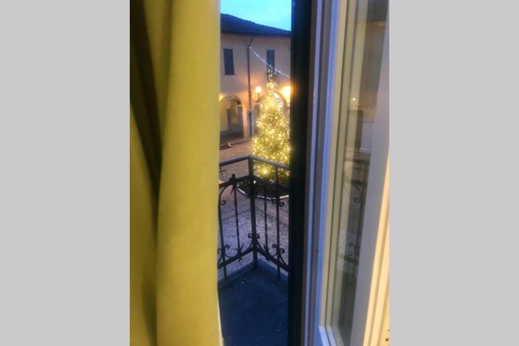 Green Appartamenti I Portici Nel Centro Storico Melzo Bagian luar foto